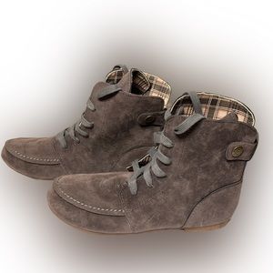 *NEW* Lanhui Women Grey Fashion Lace-up Flat Heel Short Boots